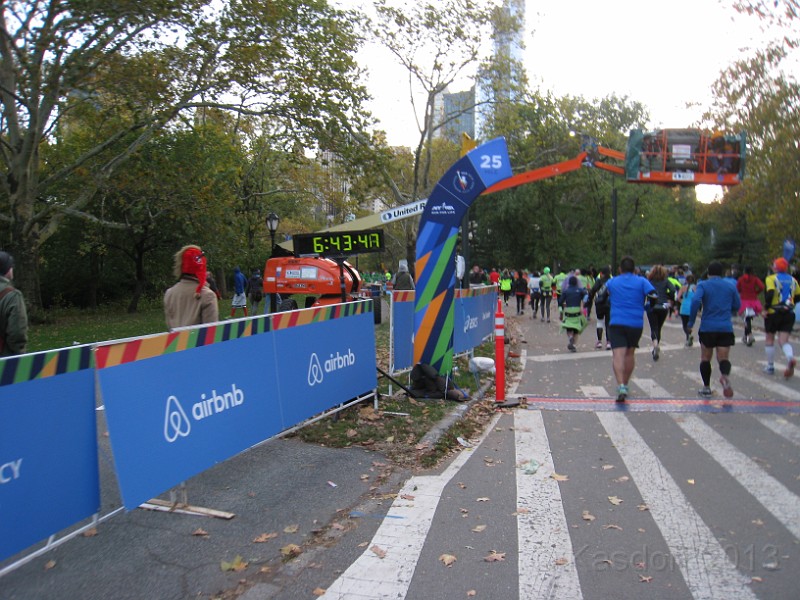 2014 NYRR Marathon 0497.jpg - The 2014 New York Marathon on November 2nd. A cold and blustery day.